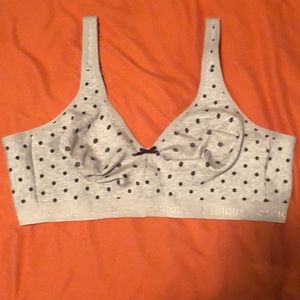 Cacique bra brand new without tags